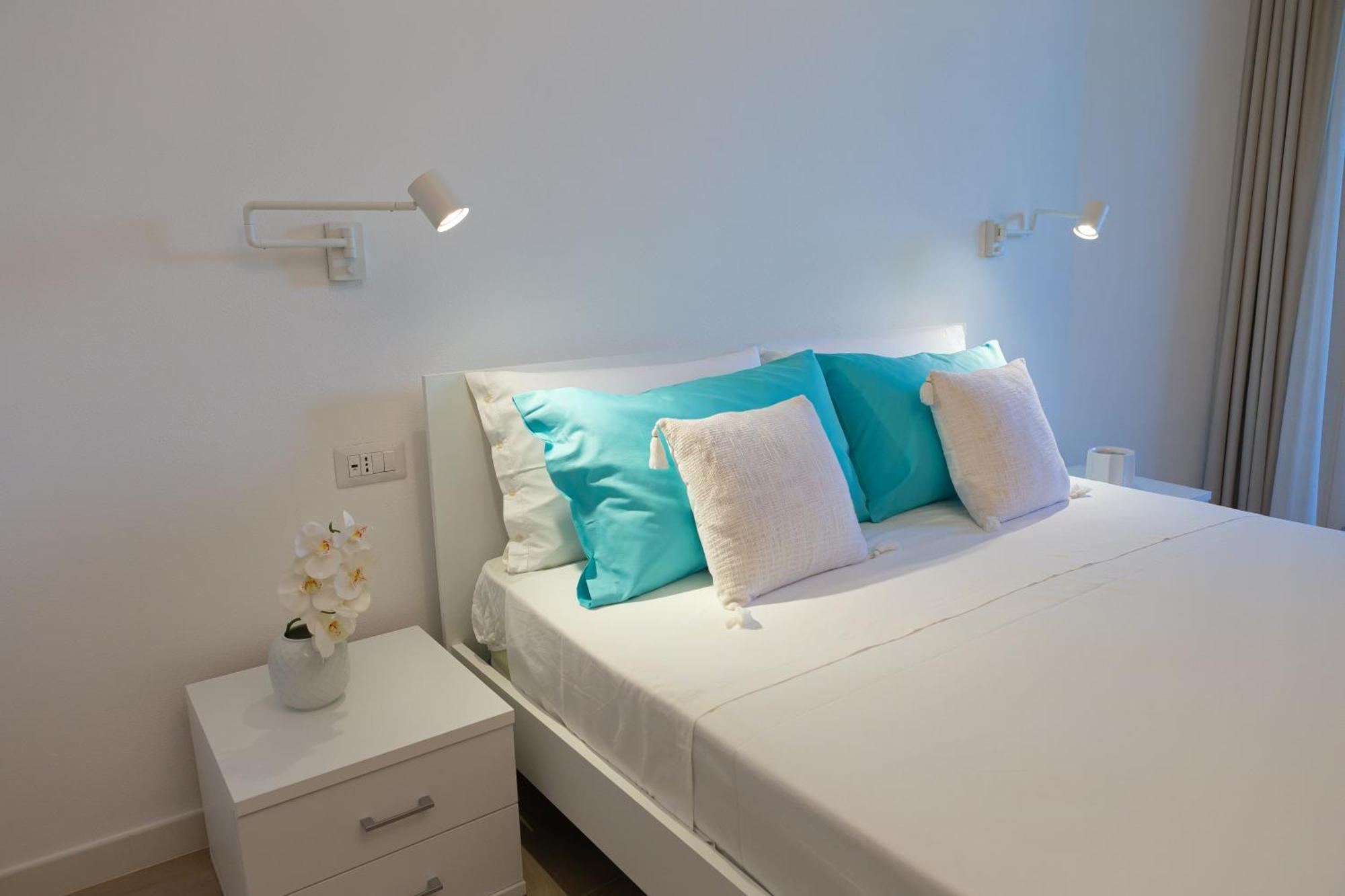 Estia Suites Villasimius Eksteriør bilde